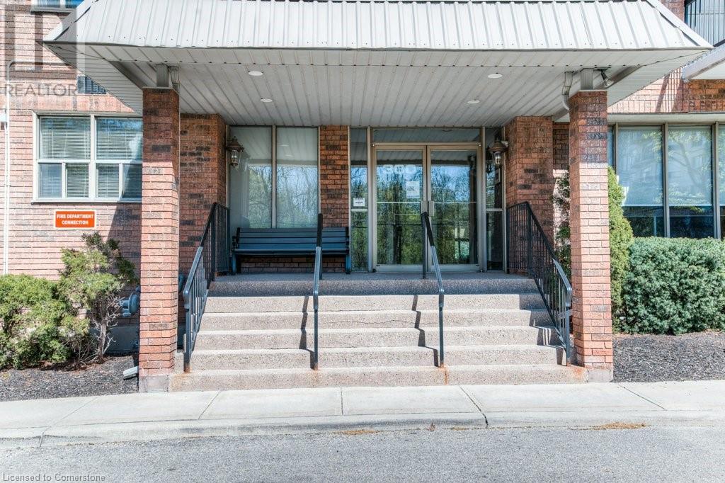 300 Keats Way Unit# 205, Waterloo, Ontario N2L 6E6 - Photo 2 - 40727948
