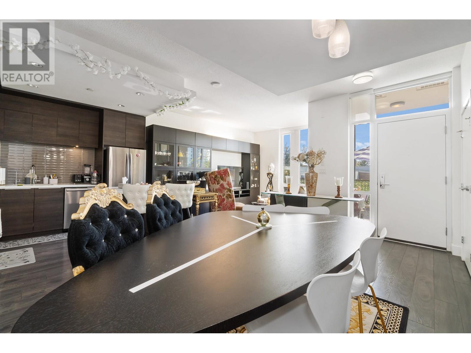 Property at 104 1550 FERN STREET image 3