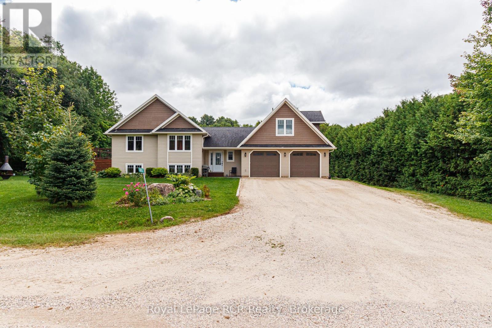 180 RAGLAN STREET, Grey Highlands, Ontario