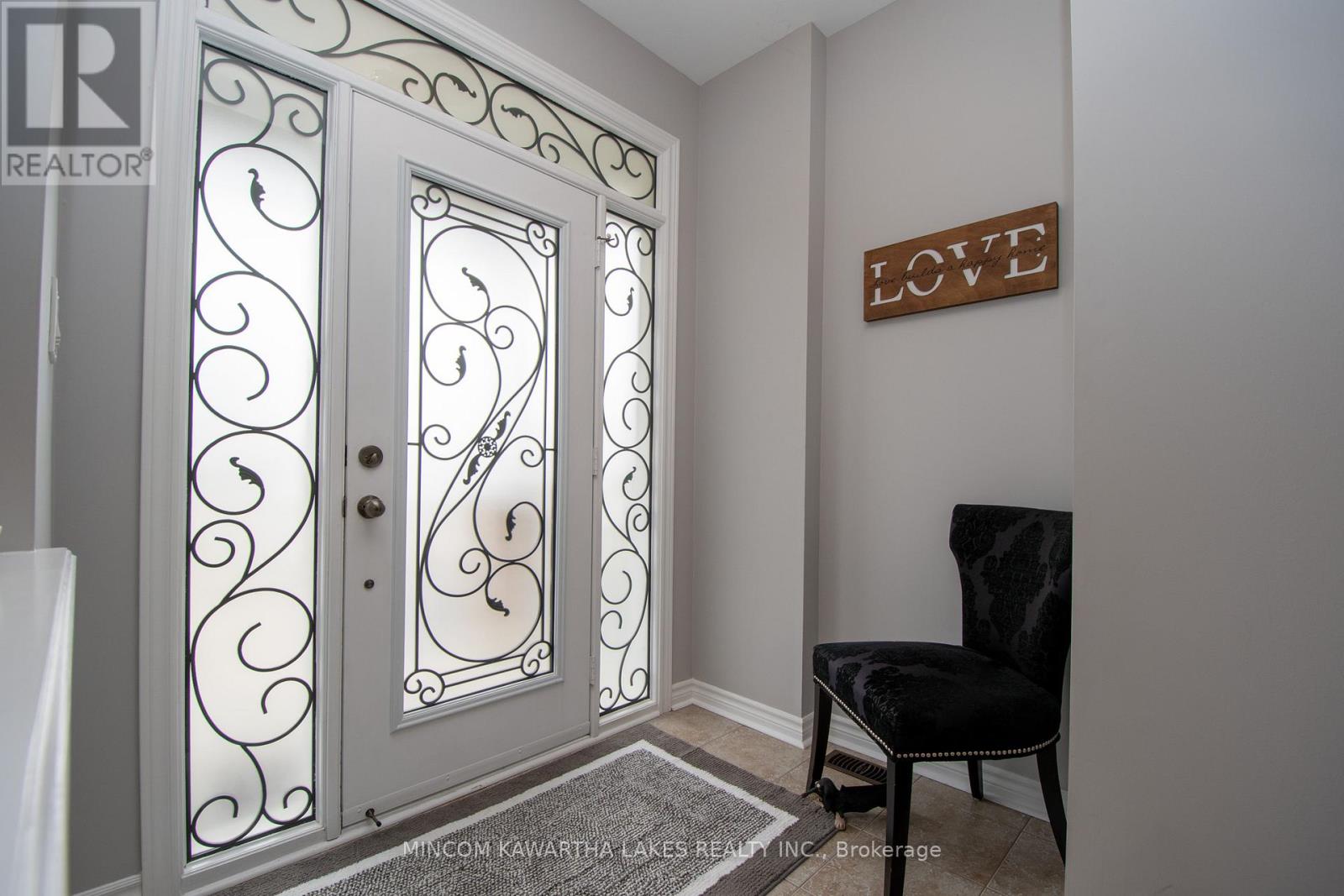 47 Logan Lane, Kawartha Lakes, Ontario K9V 1B8 - Photo 5 - X12096310