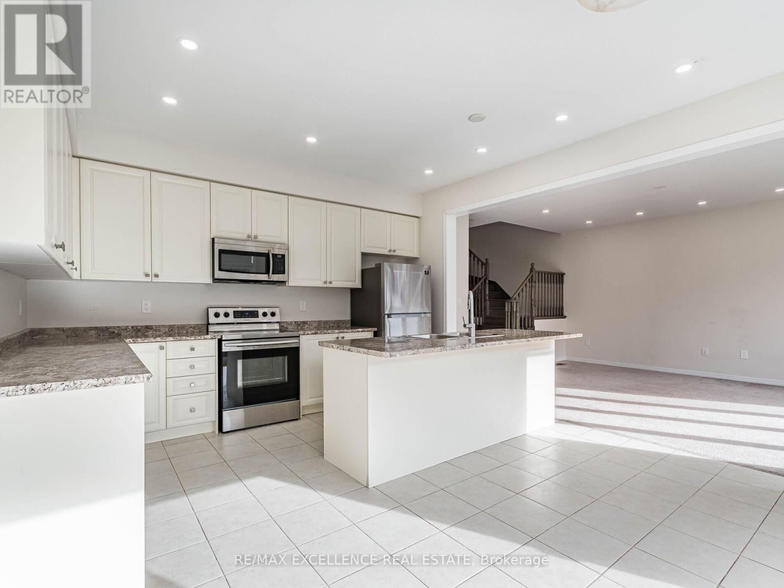 25 Doreen Drive, Thorold, Ontario  L3B 5N5 - Photo 19 - X12035323