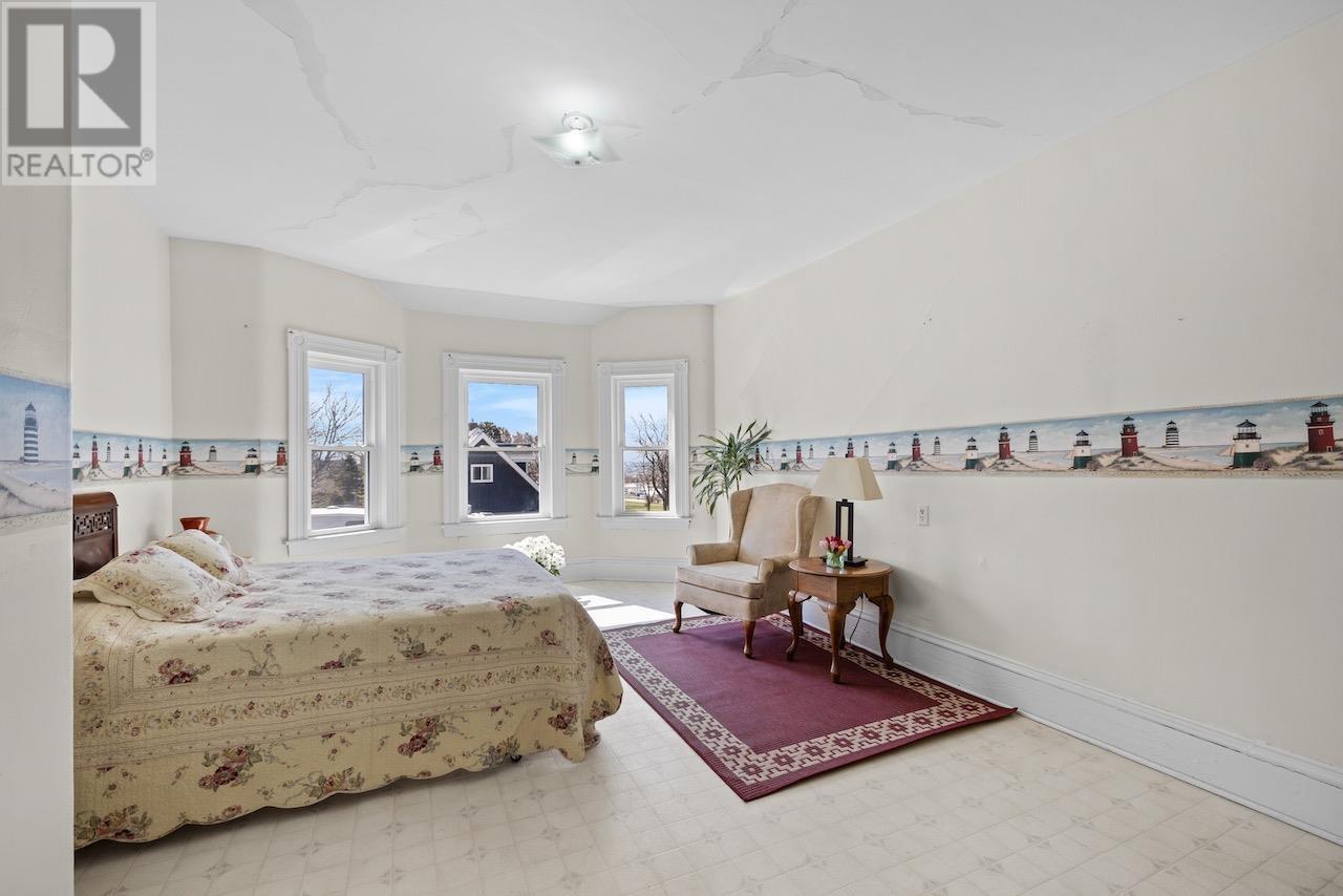 21 Breakwater Street, Souris, Prince Edward Island  C0A 2B0 - Photo 36 - 202512286