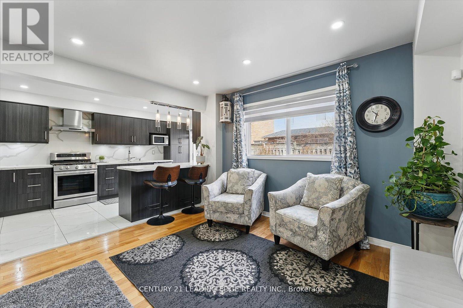 50 Seton Park Road, Toronto, Ontario  M3C 3Z6 - Photo 12 - C12172816