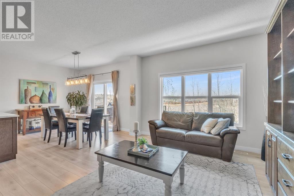 3 Buckskin Way, Cochrane, Alberta  T4C 2P1 - Photo 6 - A2218524
