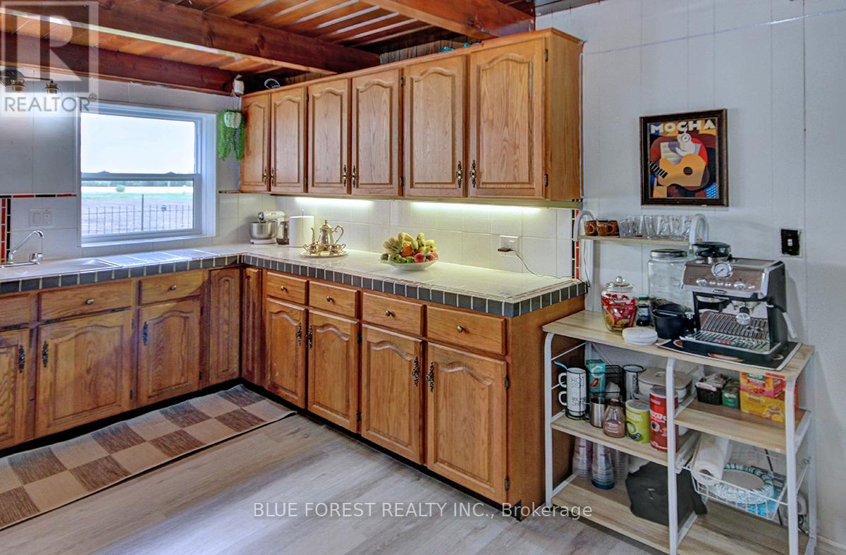 Photo 16 of 50 for 8198 Littlewood Drive