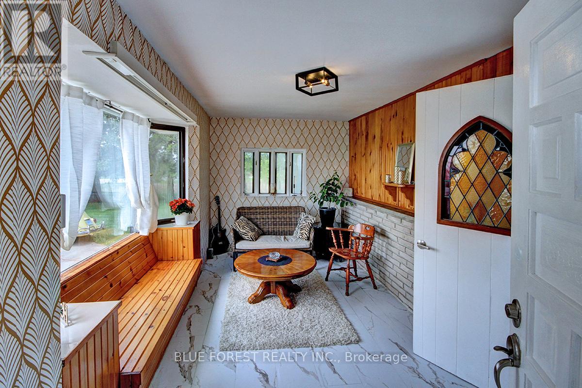 Photo 4 of 50 for 8198 Littlewood Drive