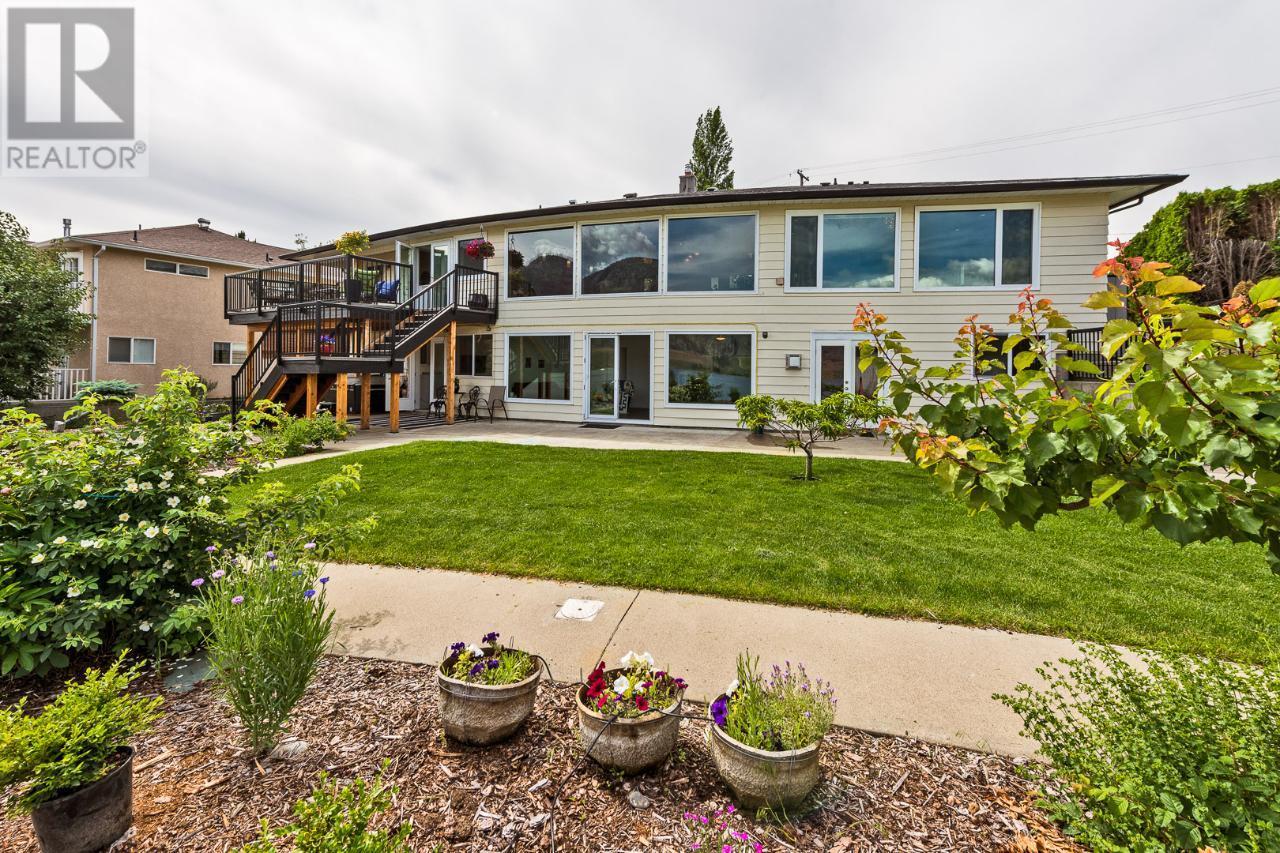 Property at 10215 87TH Street image 2