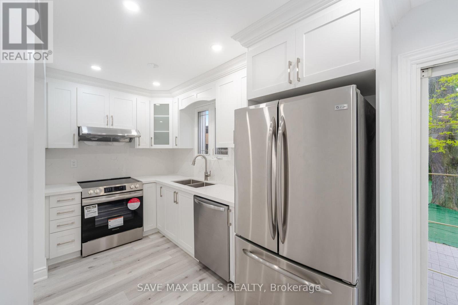 41 Glenmore Crescent, Brampton, Ontario  L6S 1H9 - Photo 16 - W12171295