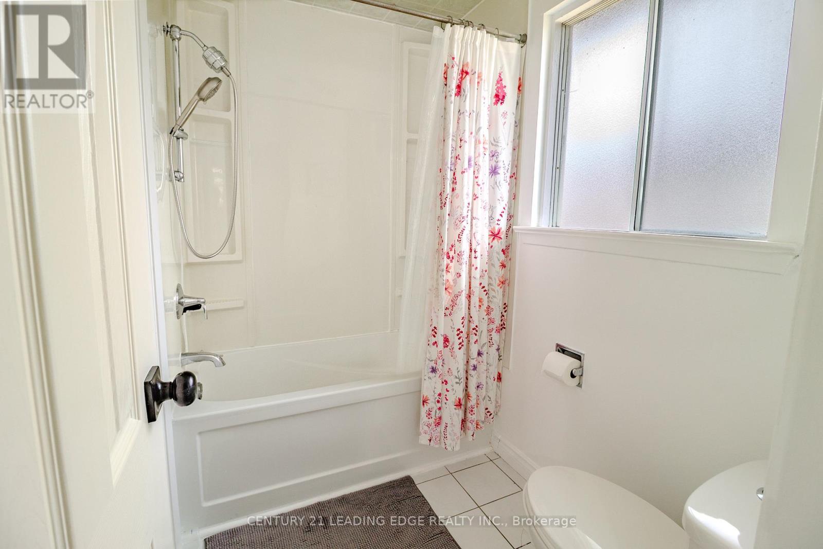 6 Jubilee Court, Brampton, Ontario  L6S 2H2 - Photo 20 - W12172774