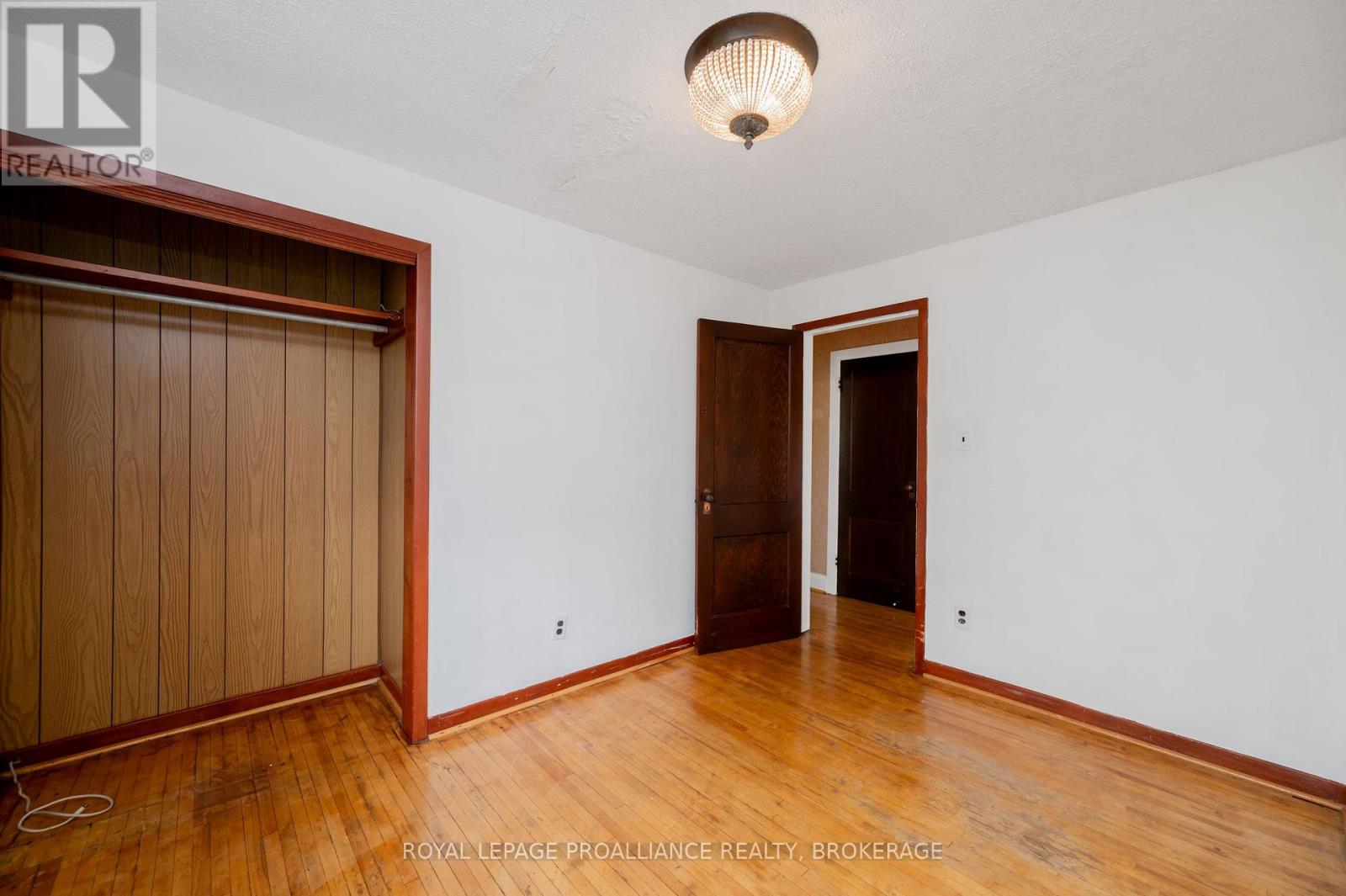 500 Brock Street, Kingston, Ontario  K7L 1T7 - Photo 19 - X12173363