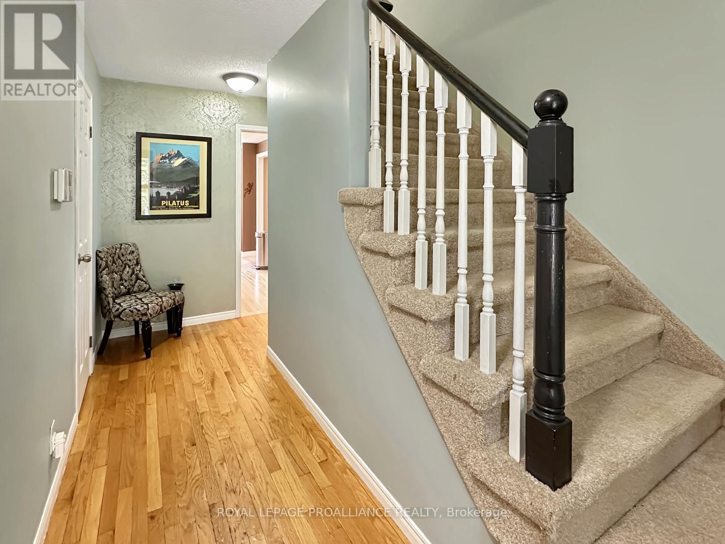 Property at 43 DUNGANNON DRIVE image 5