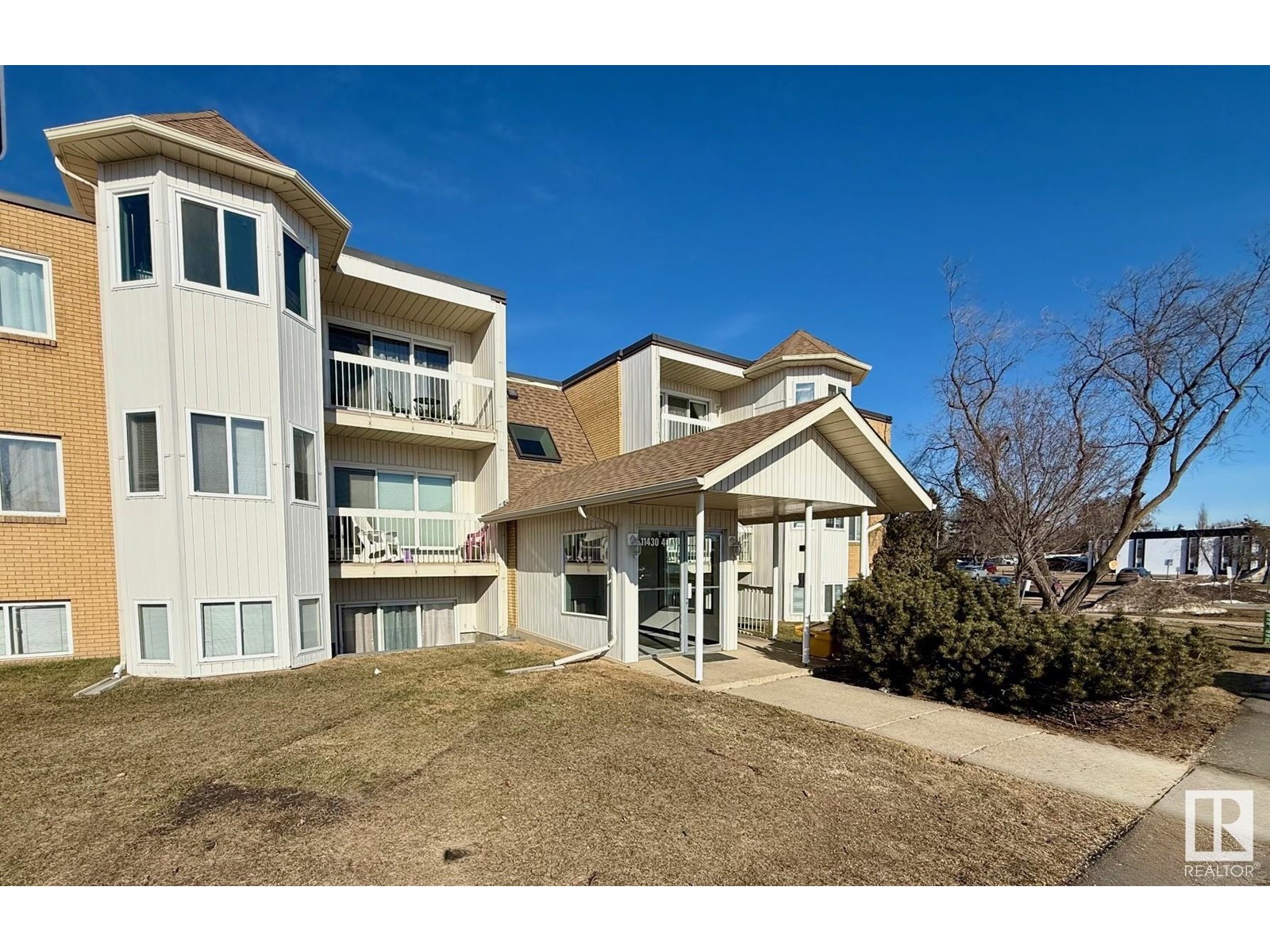 Property at #208 11430 40 AV NW image 1