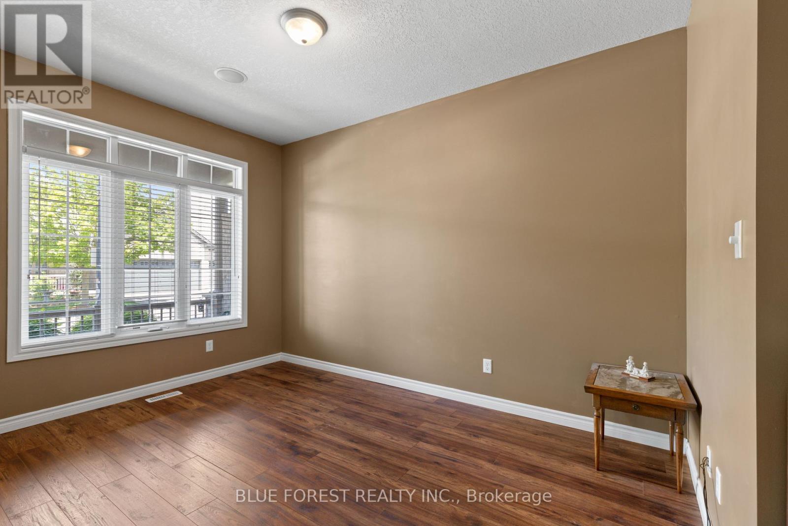 277 - 600 Hyde Park Road, London North, Ontario  N6H 5W8 - Photo 5 - X12173397