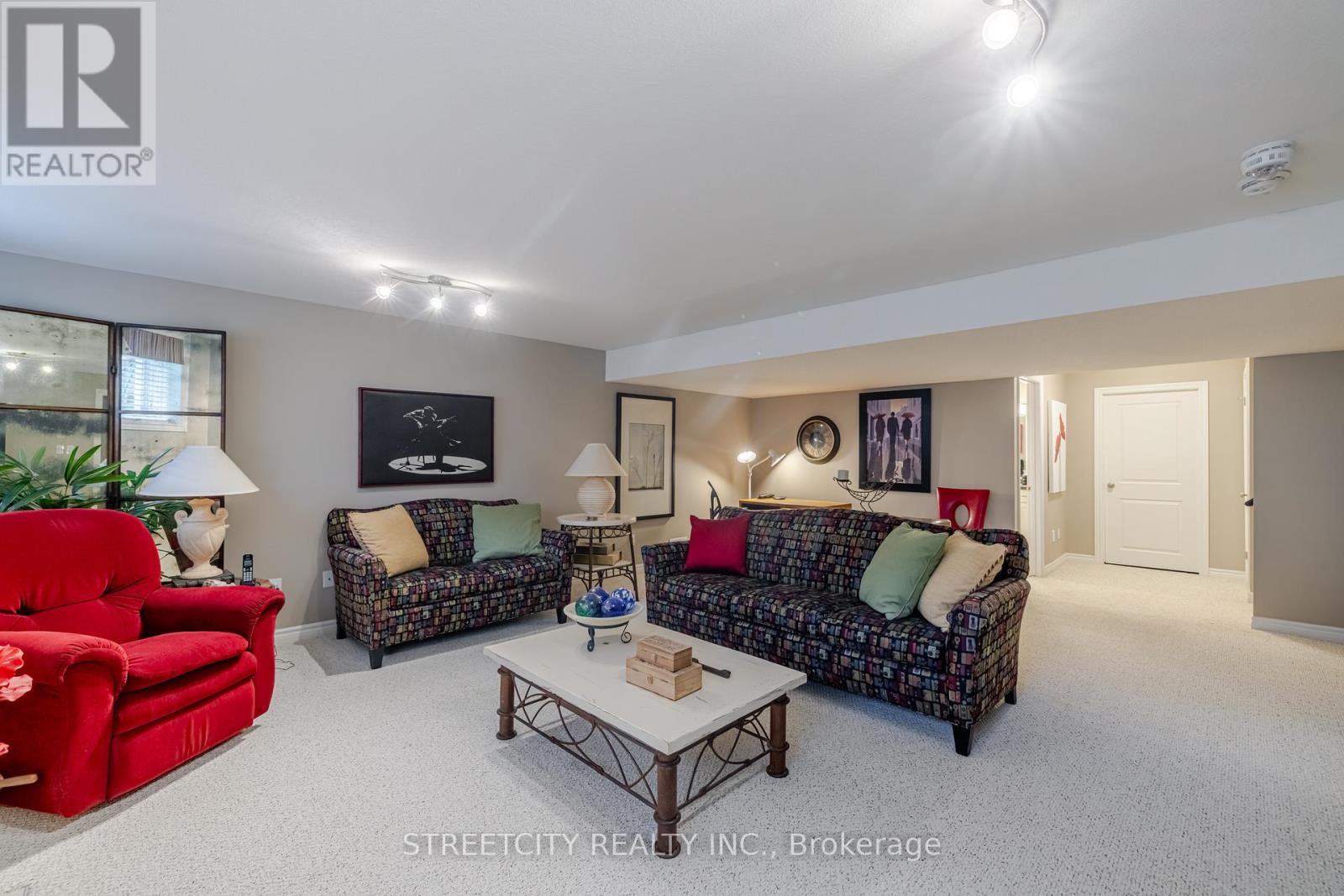 Photo 25 of 40 for 68 - 765 Killarney Road