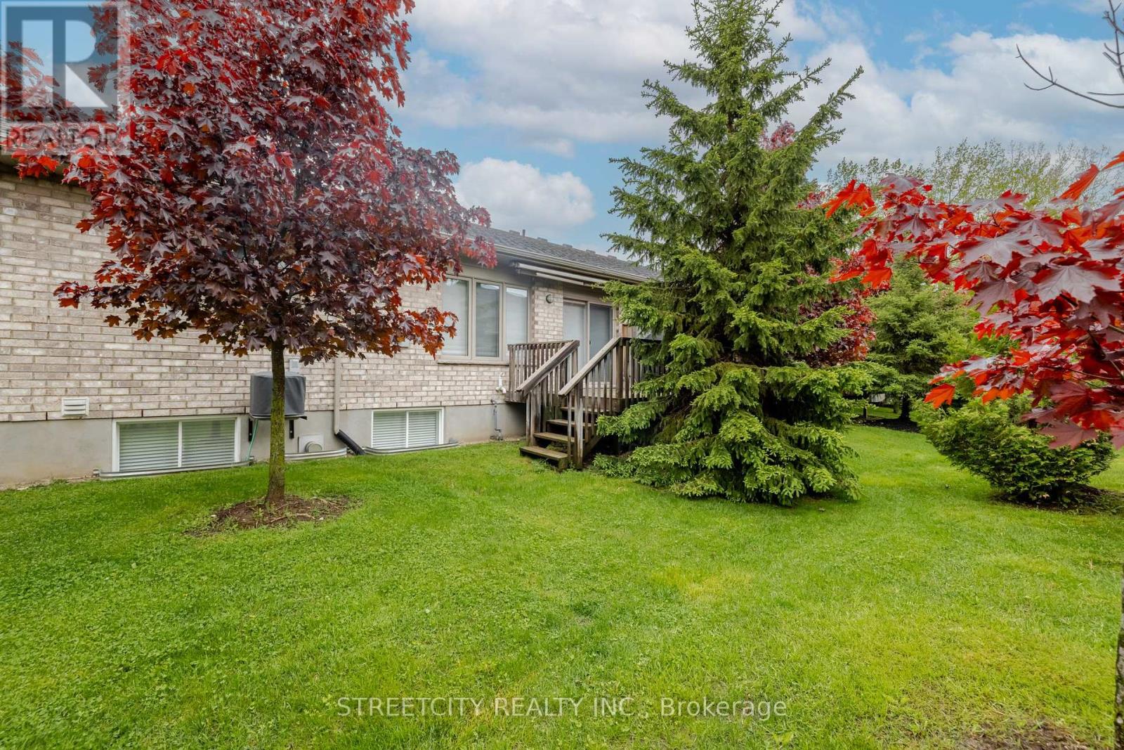 Photo 37 of 40 for 68 - 765 Killarney Road