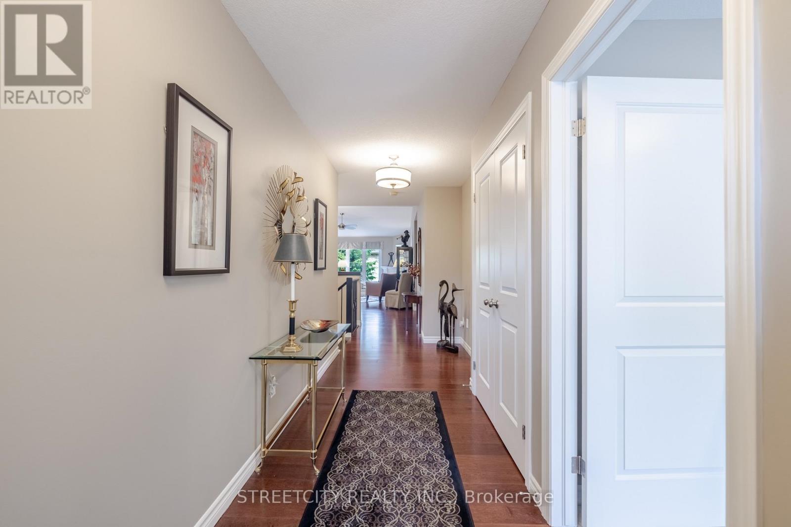 Photo 4 of 40 for 68 - 765 Killarney Road