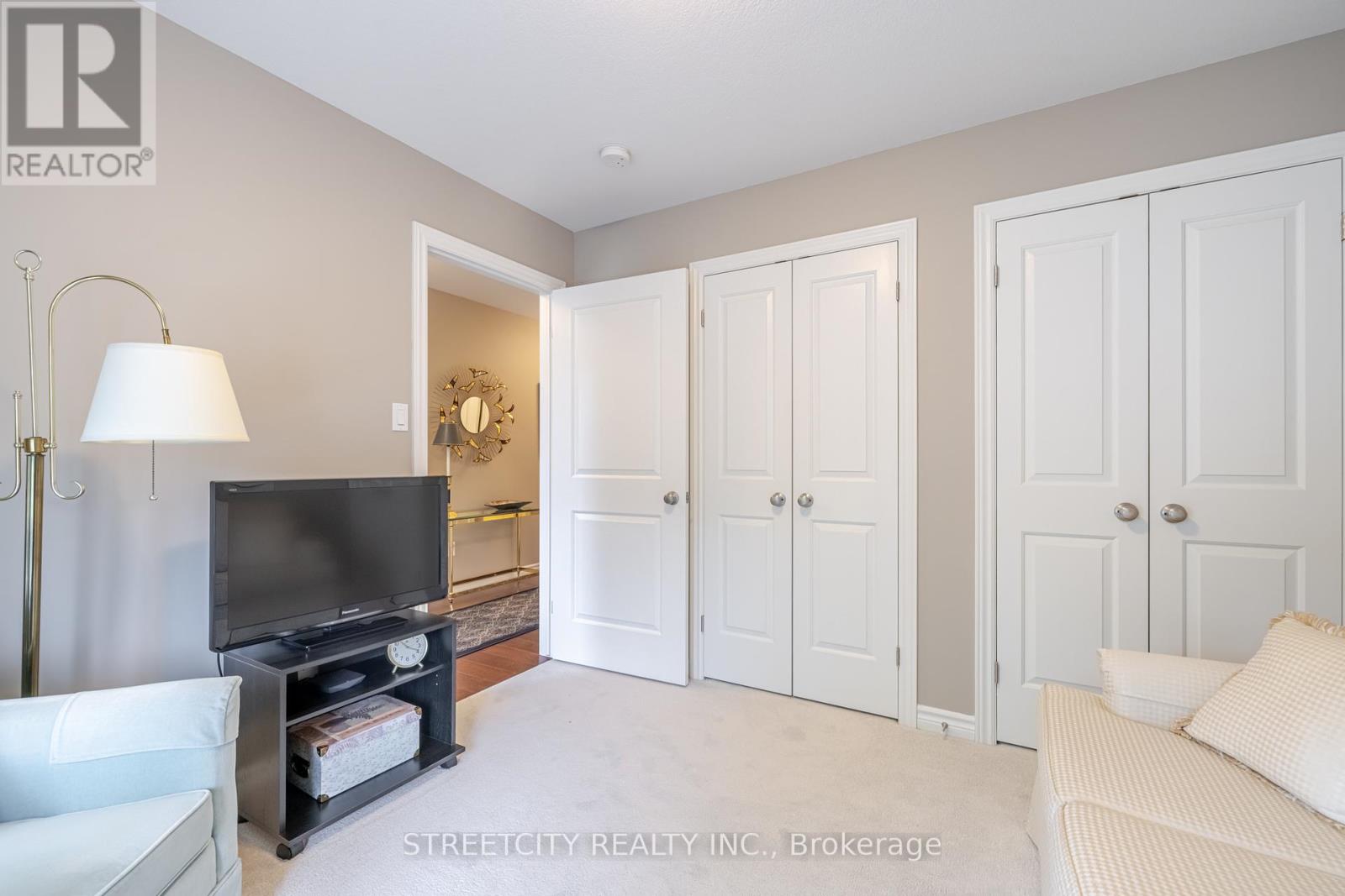 Photo 7 of 40 for 68 - 765 Killarney Road