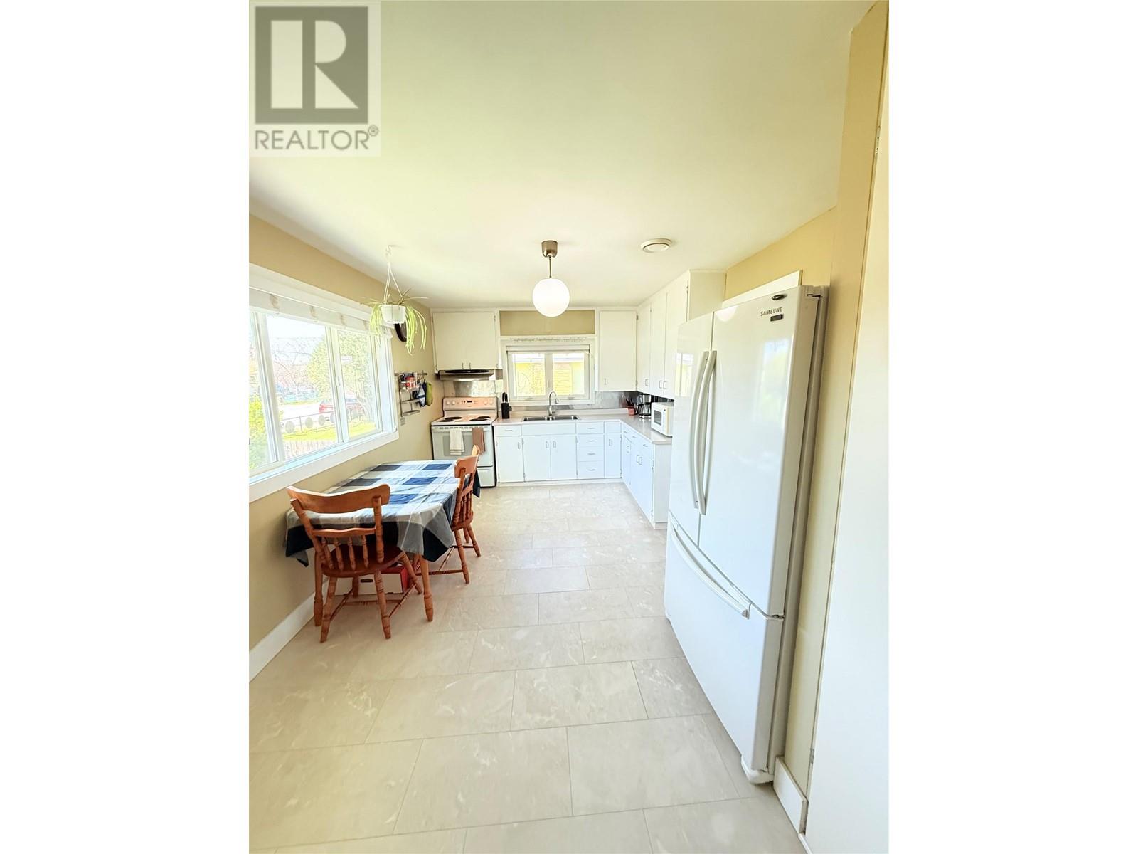 370 Mulberry Avenue, Kamloops, British Columbia  V2B 2R1 - Photo 7 - 10344467
