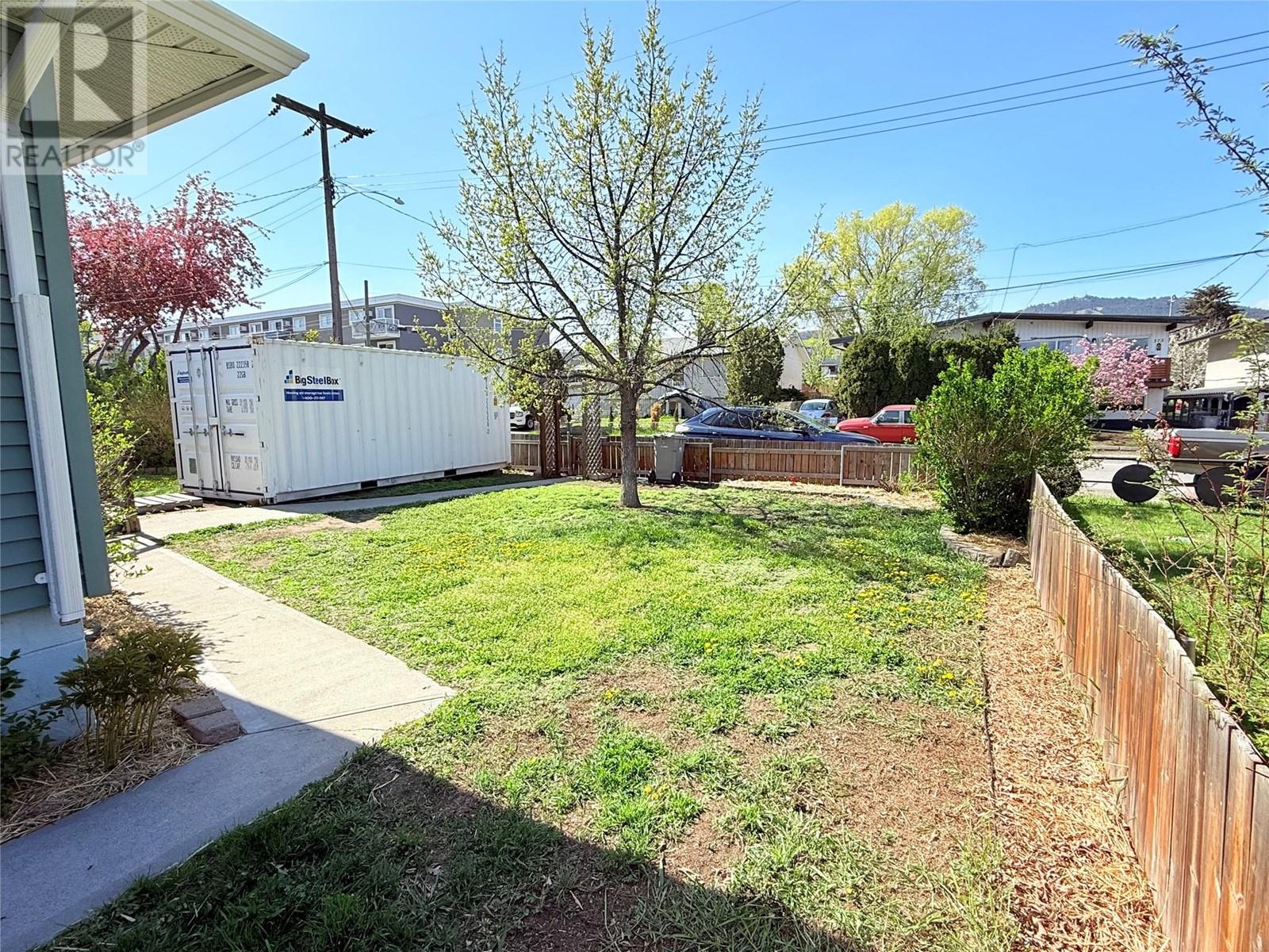 Property at 370 Mulberry Avenue image 4