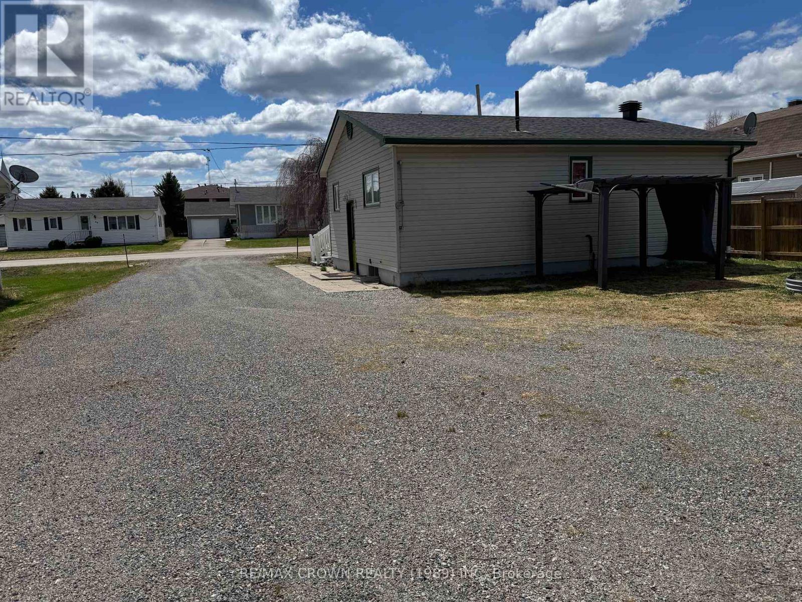 Property at 35 GAUTHIER STREET image 2
