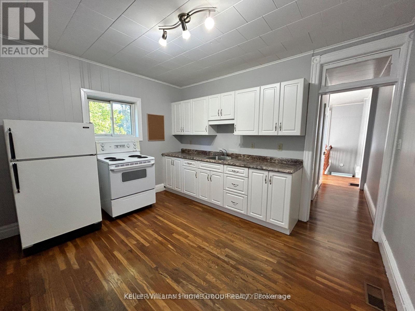 224 7th Street E, Owen Sound, Ontario  N4K 1H9 - Photo 30 - X12053779