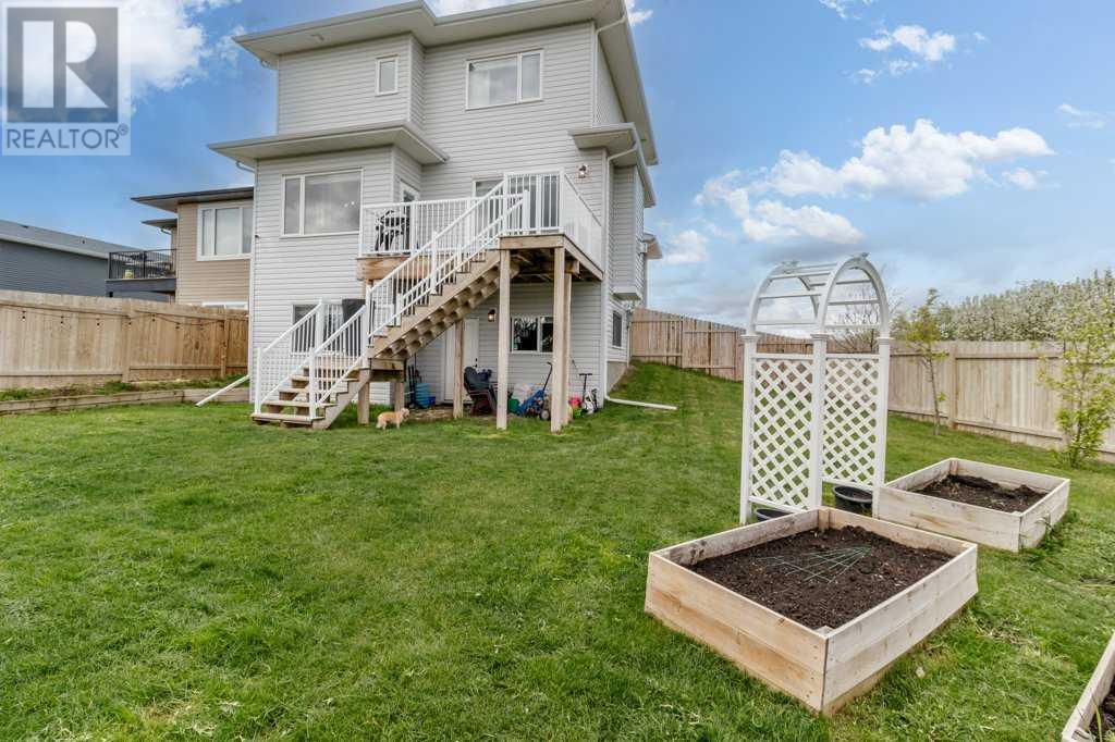 Property at 43 Victor Close image 2