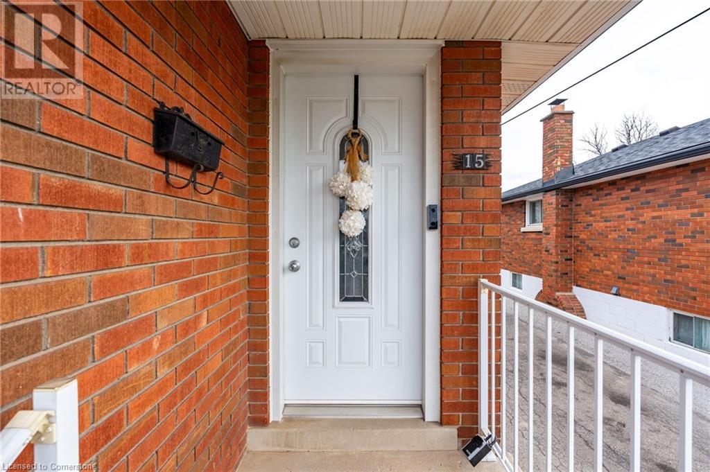 15 Nelligan Place, Hamilton, Ontario  L8K 4X6 - Photo 4 - 40720694