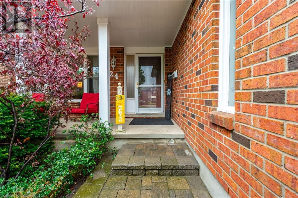 24 Vance Crescent, Hamilton, Ontario  L8B 0B7 - Photo 4 - 40733133