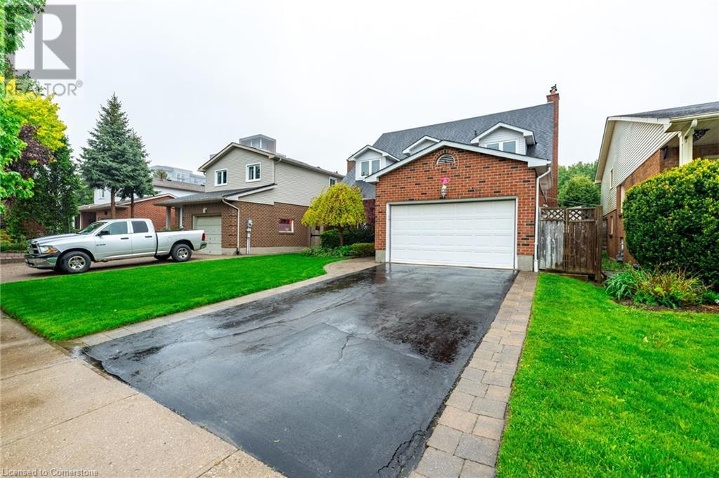Property at 24 VANCE Crescent image 3