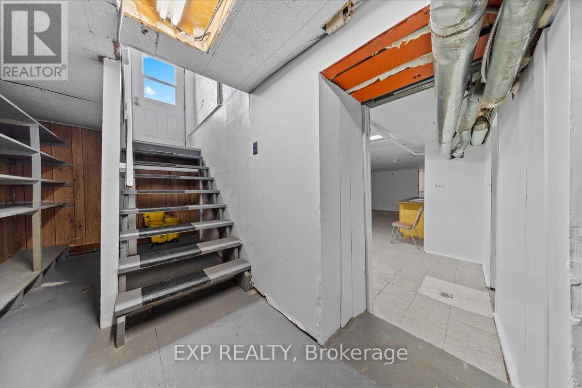 60 Pearl Street E, Brockville, Ontario  K6V 1P7 - Photo 12 - X12173473