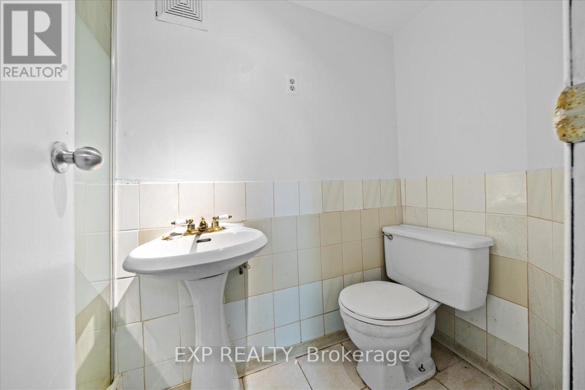 60 Pearl Street E, Brockville, Ontario  K6V 1P7 - Photo 16 - X12173473