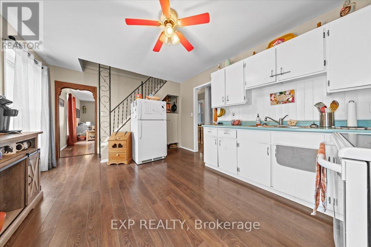 60 Pearl Street E, Brockville, Ontario  K6V 1P7 - Photo 21 - X12173473