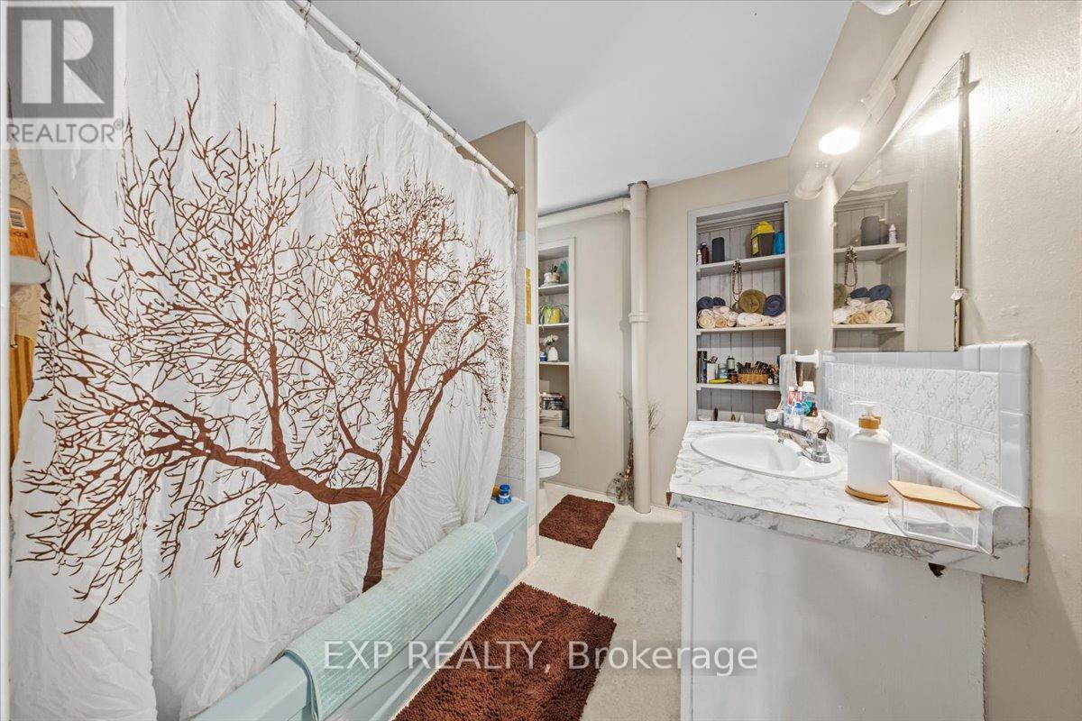 60 Pearl Street E, Brockville, Ontario  K6V 1P7 - Photo 22 - X12173473