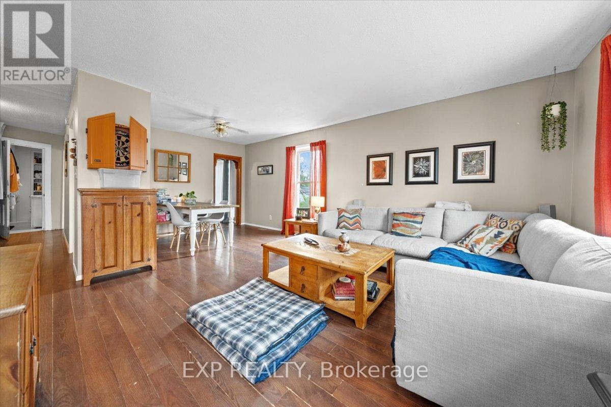 60 Pearl Street E, Brockville, Ontario  K6V 1P7 - Photo 27 - X12173473
