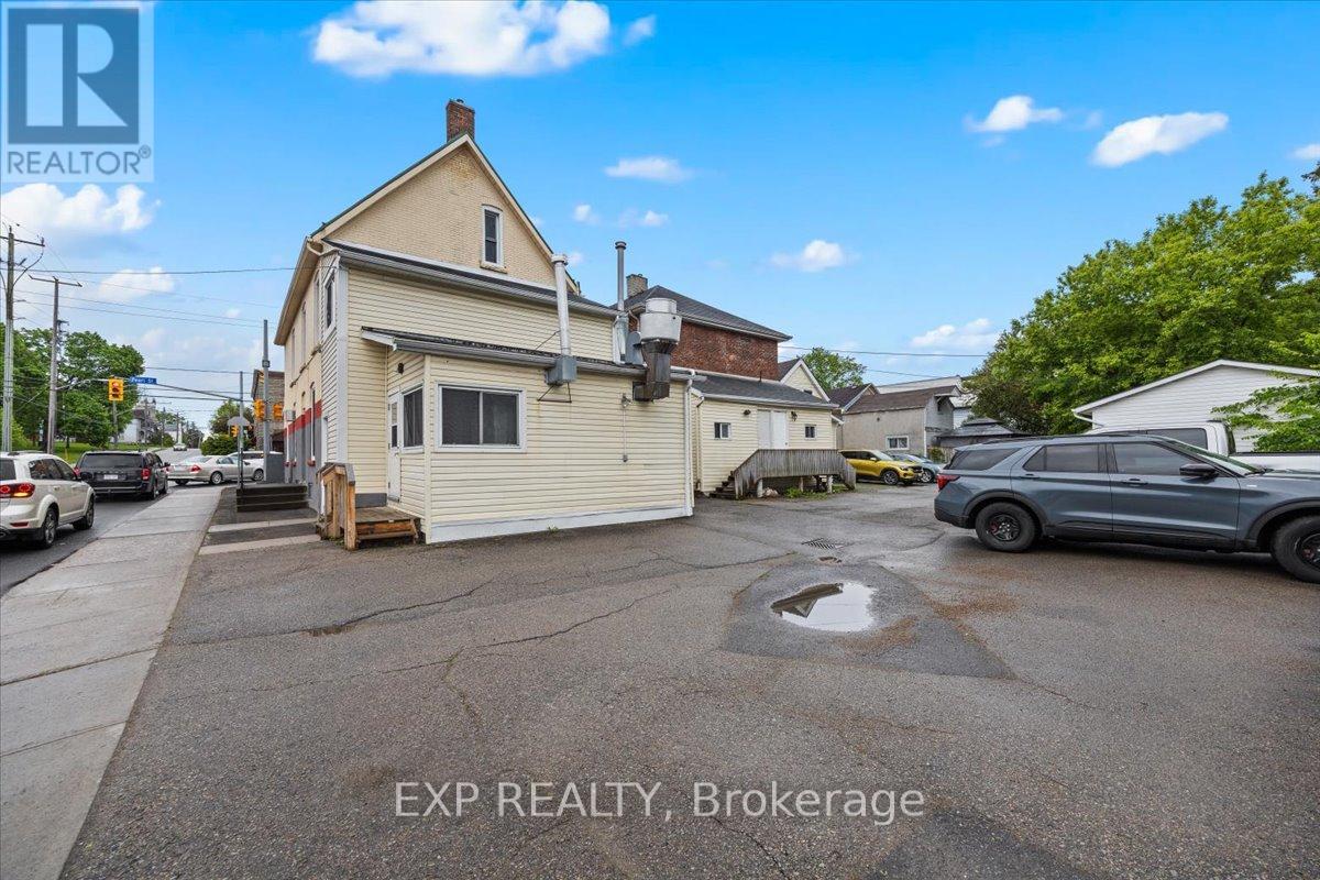 60 Pearl Street E, Brockville, Ontario  K6V 1P7 - Photo 33 - X12173473