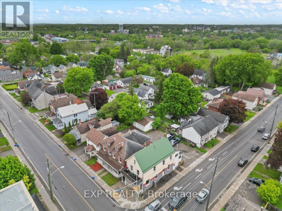 60 Pearl Street E, Brockville, Ontario  K6V 1P7 - Photo 36 - X12173473