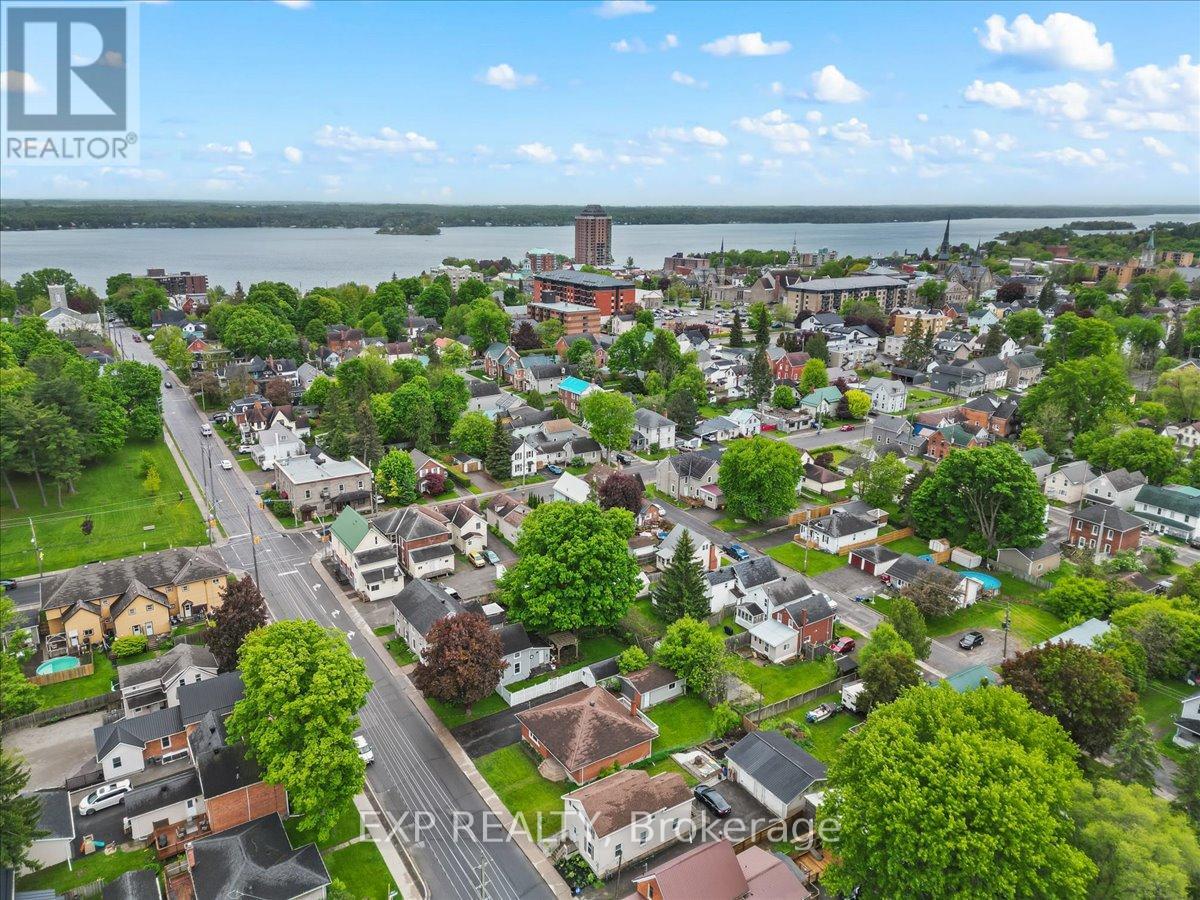 60 Pearl Street E, Brockville, Ontario  K6V 1P7 - Photo 37 - X12173473