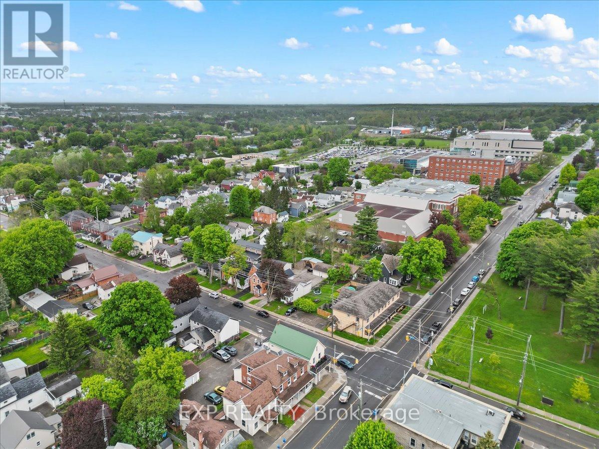 60 Pearl Street E, Brockville, Ontario  K6V 1P7 - Photo 41 - X12173473