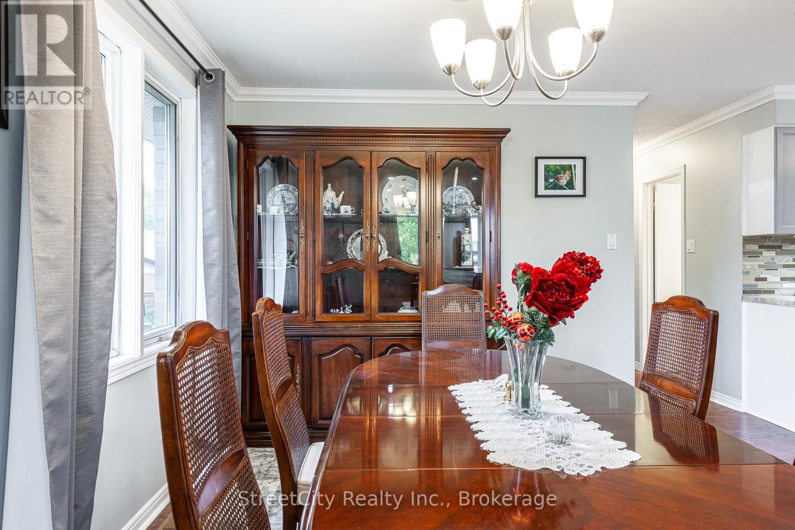 43 Freeland Drive, Stratford, Ontario  N4Z 1H1 - Photo 12 - X12173476