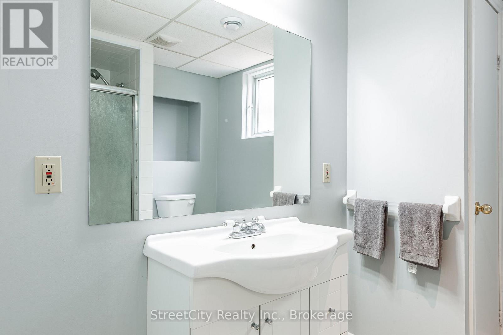 43 Freeland Drive, Stratford, Ontario  N4Z 1H1 - Photo 35 - X12173476