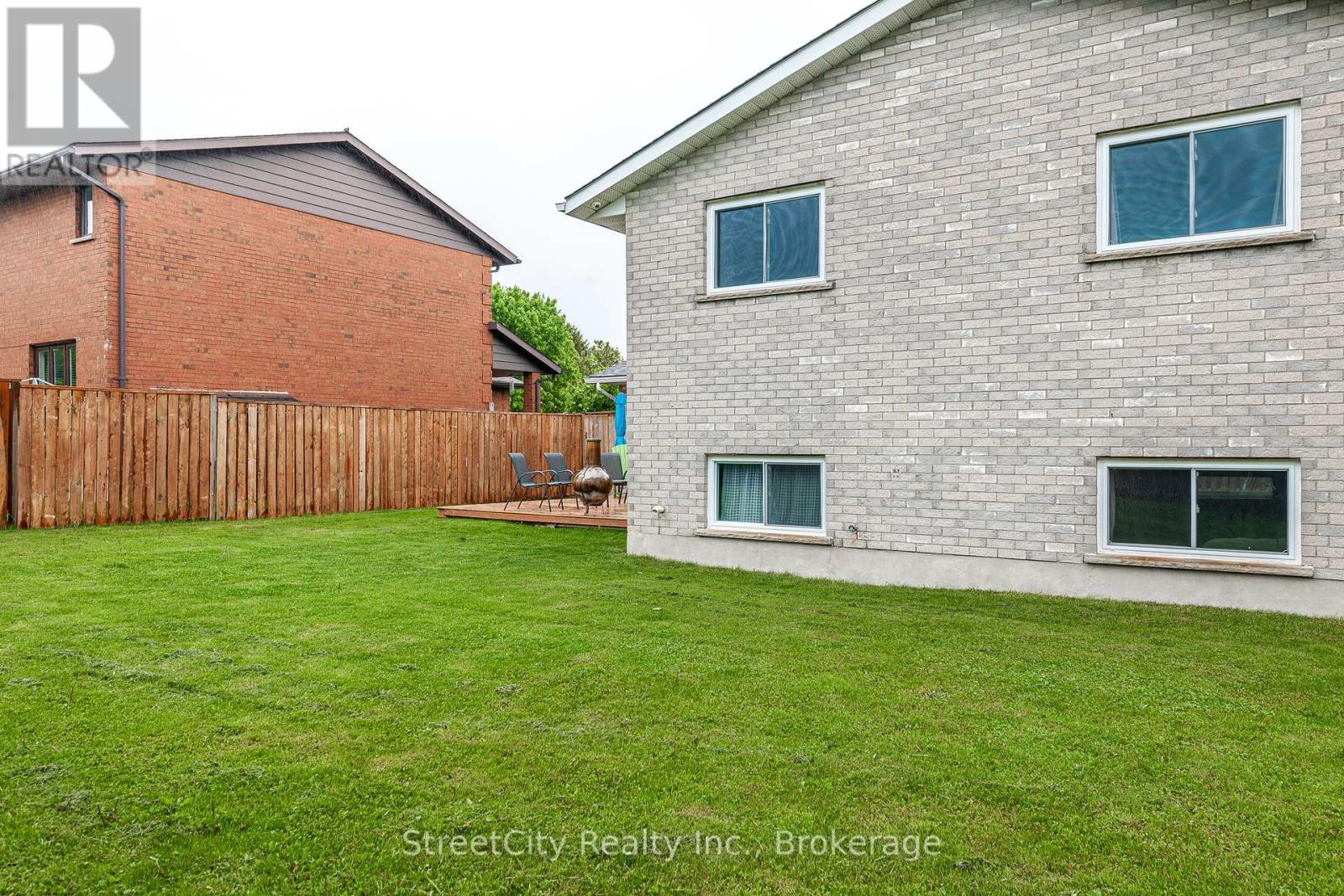 43 Freeland Drive, Stratford, Ontario  N4Z 1H1 - Photo 39 - X12173476