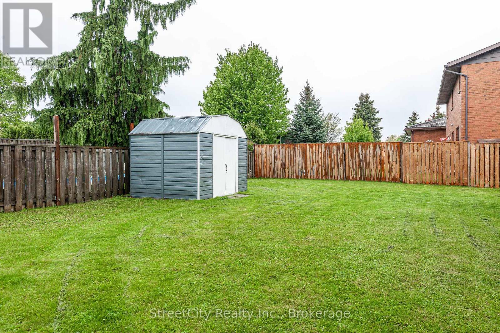 43 Freeland Drive, Stratford, Ontario  N4Z 1H1 - Photo 40 - X12173476