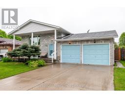 43 FREELAND DRIVE, Stratford, Ontario