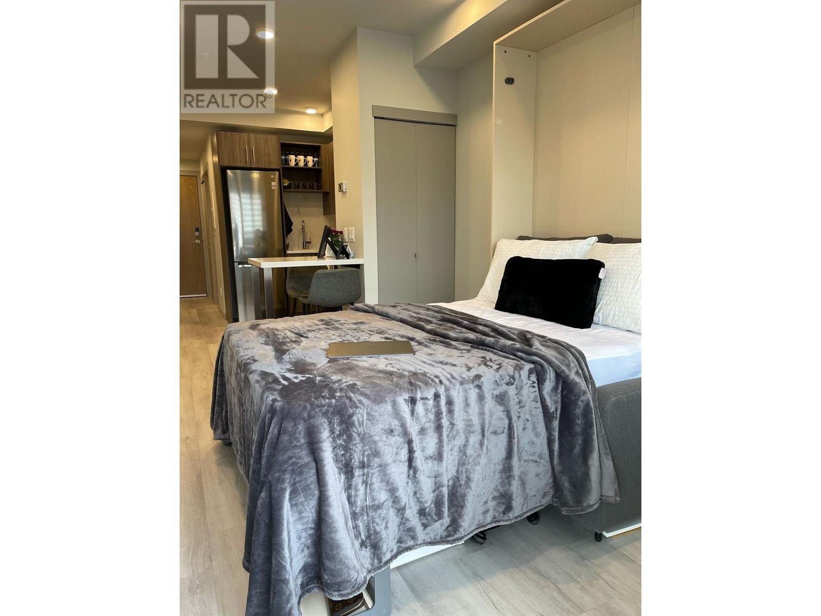 345 DOUGALL Road N Unit# 215, Kelowna, BC V1X3K8