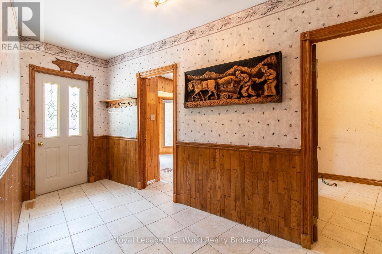 4974 Marion Street, Thames Centre, Ontario  N0L 1G4 - Photo 11 - X12173461
