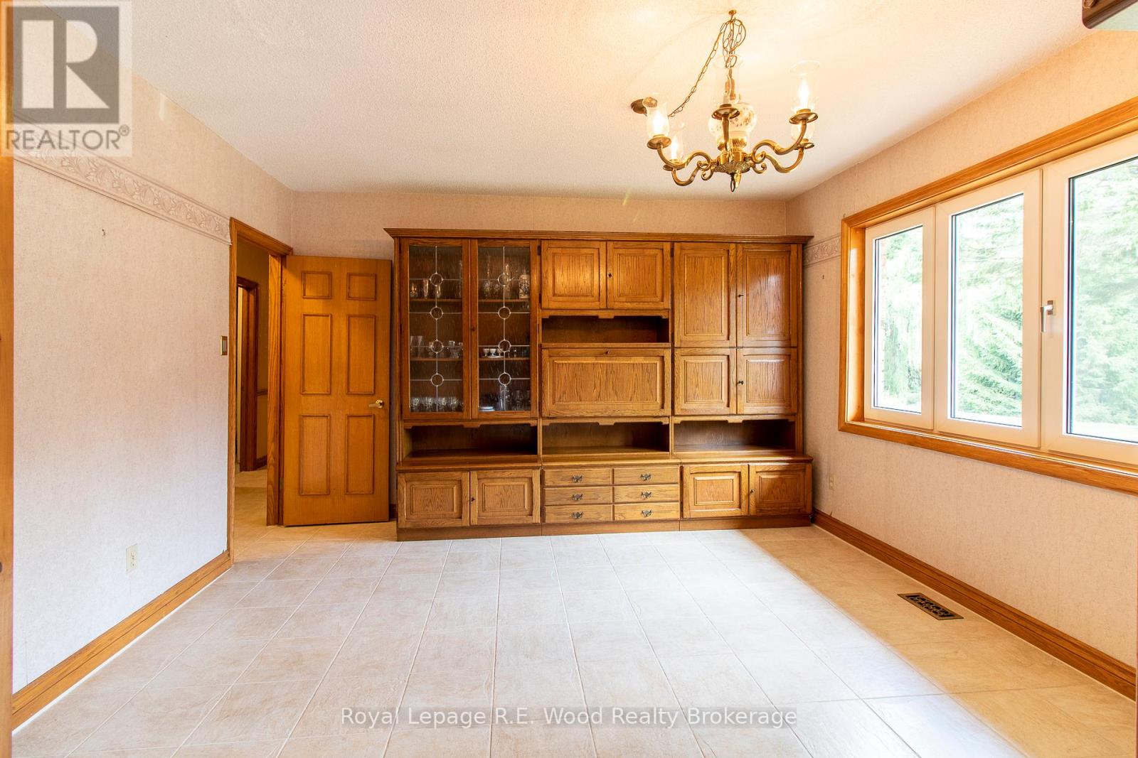 4974 Marion Street, Thames Centre, Ontario  N0L 1G4 - Photo 22 - X12173461