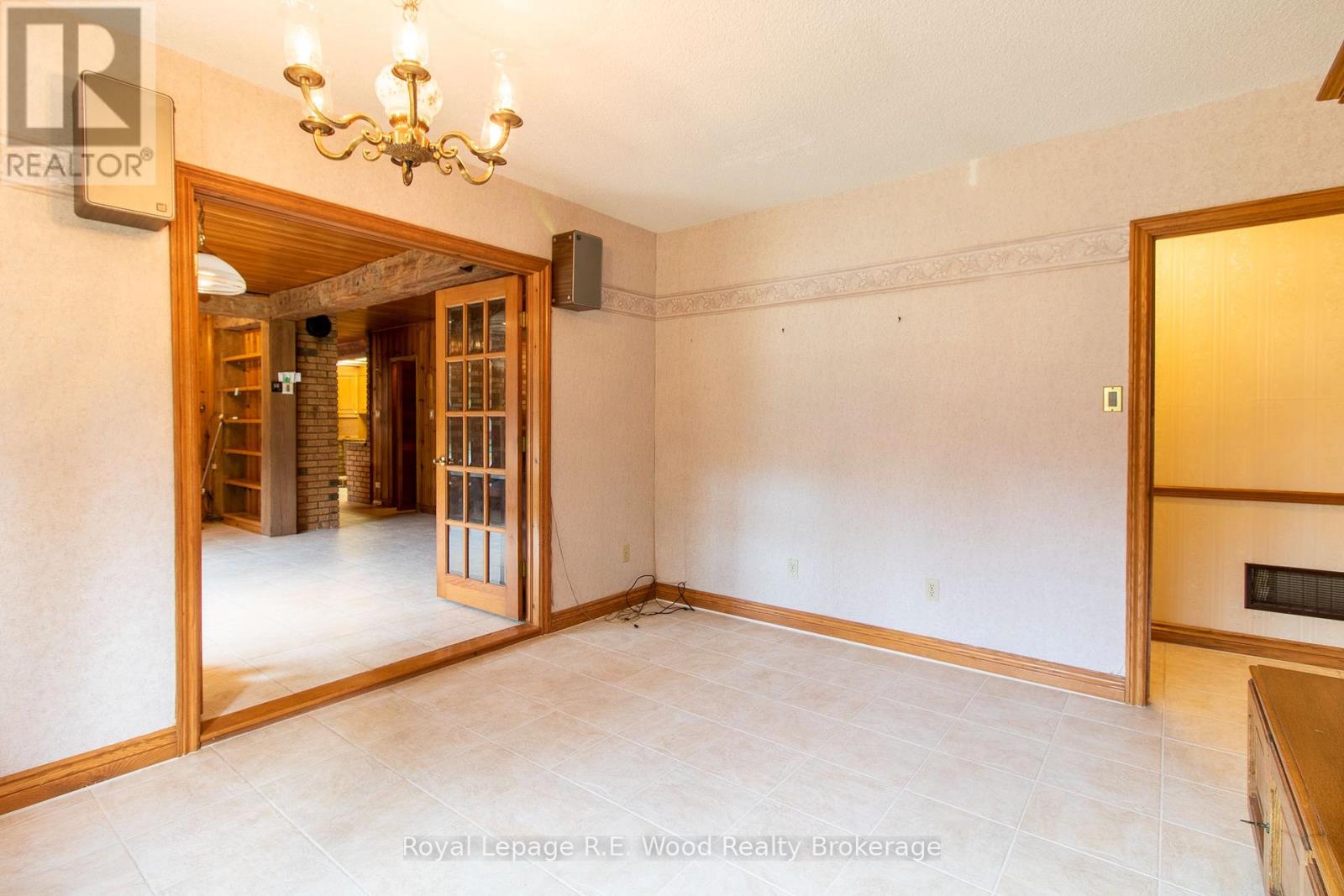 4974 Marion Street, Thames Centre, Ontario  N0L 1G4 - Photo 23 - X12173461