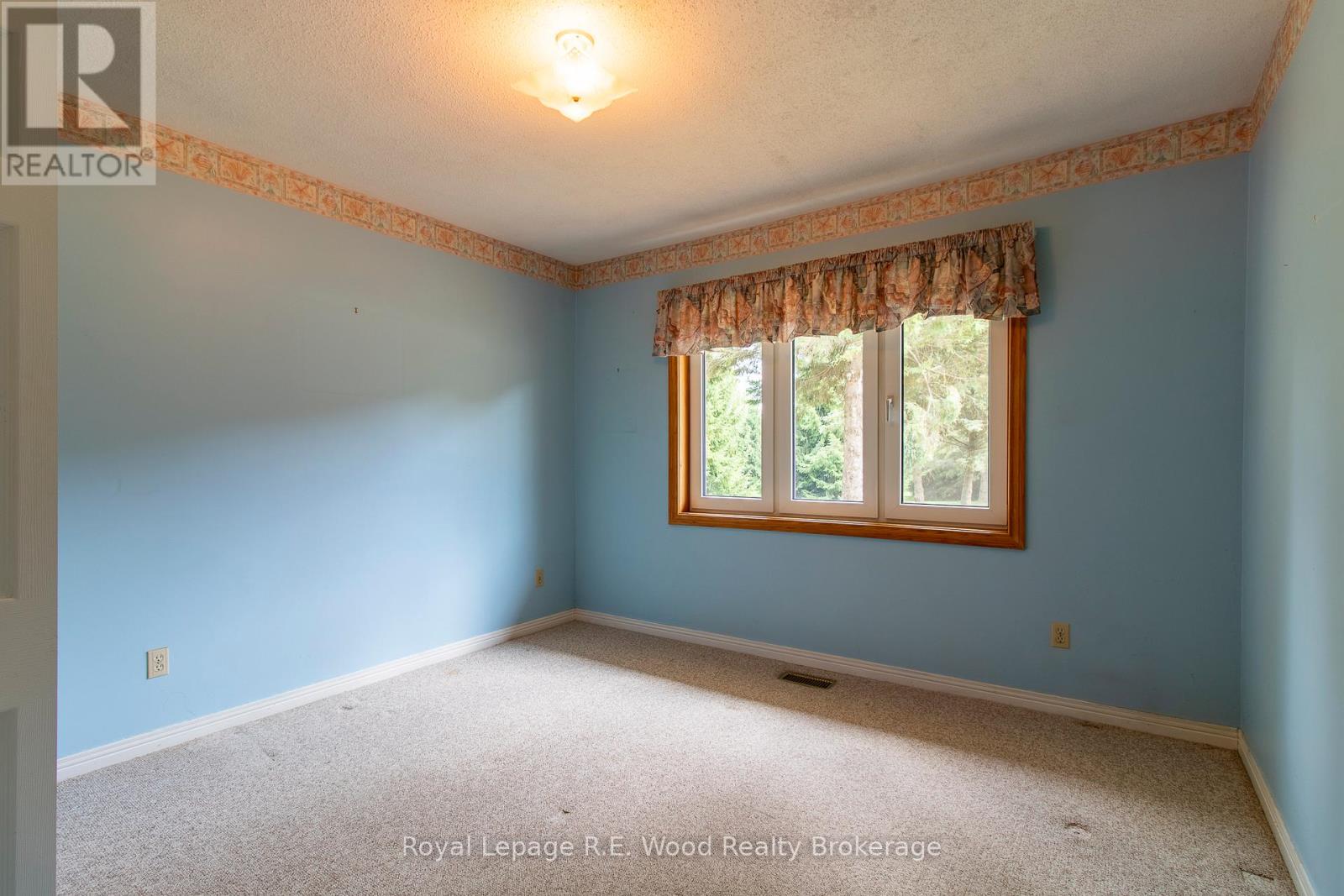 4974 Marion Street, Thames Centre, Ontario  N0L 1G4 - Photo 26 - X12173461