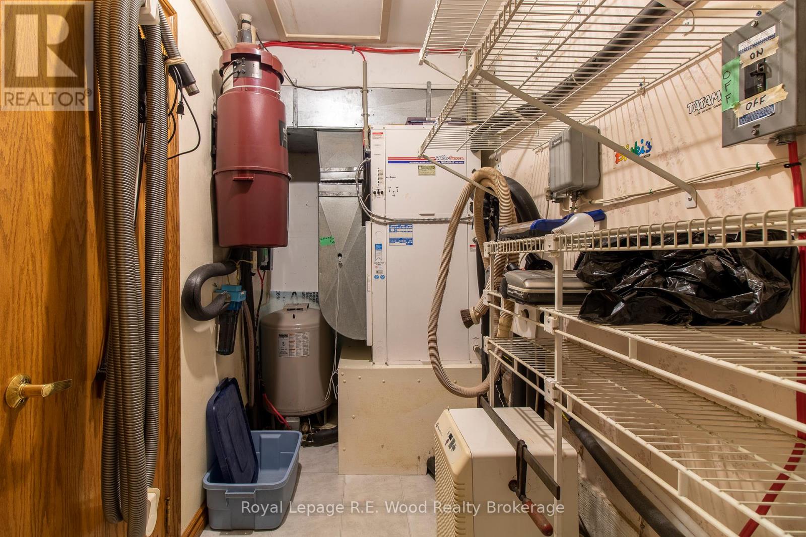 4974 Marion Street, Thames Centre, Ontario  N0L 1G4 - Photo 29 - X12173461