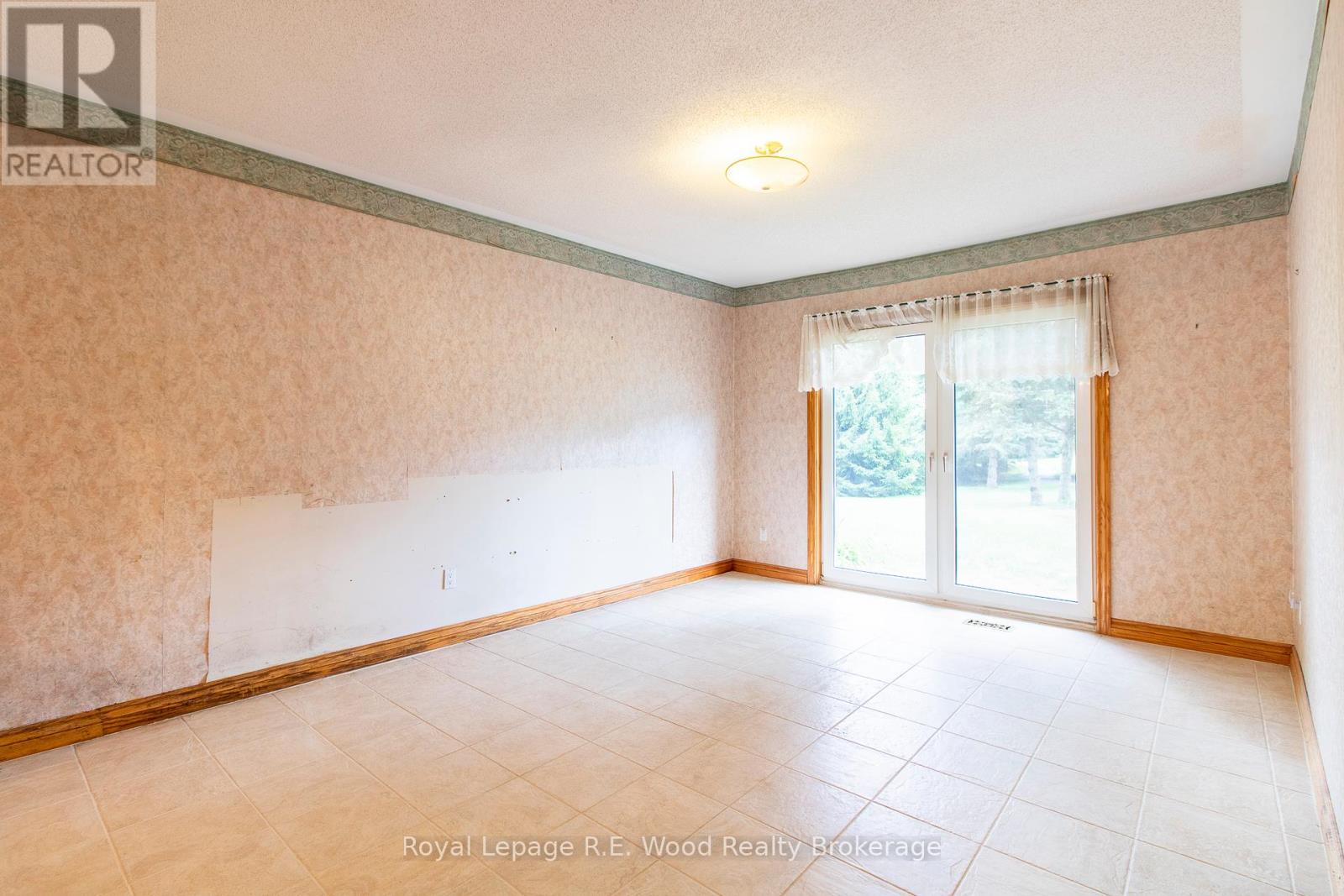 4974 Marion Street, Thames Centre, Ontario  N0L 1G4 - Photo 33 - X12173461